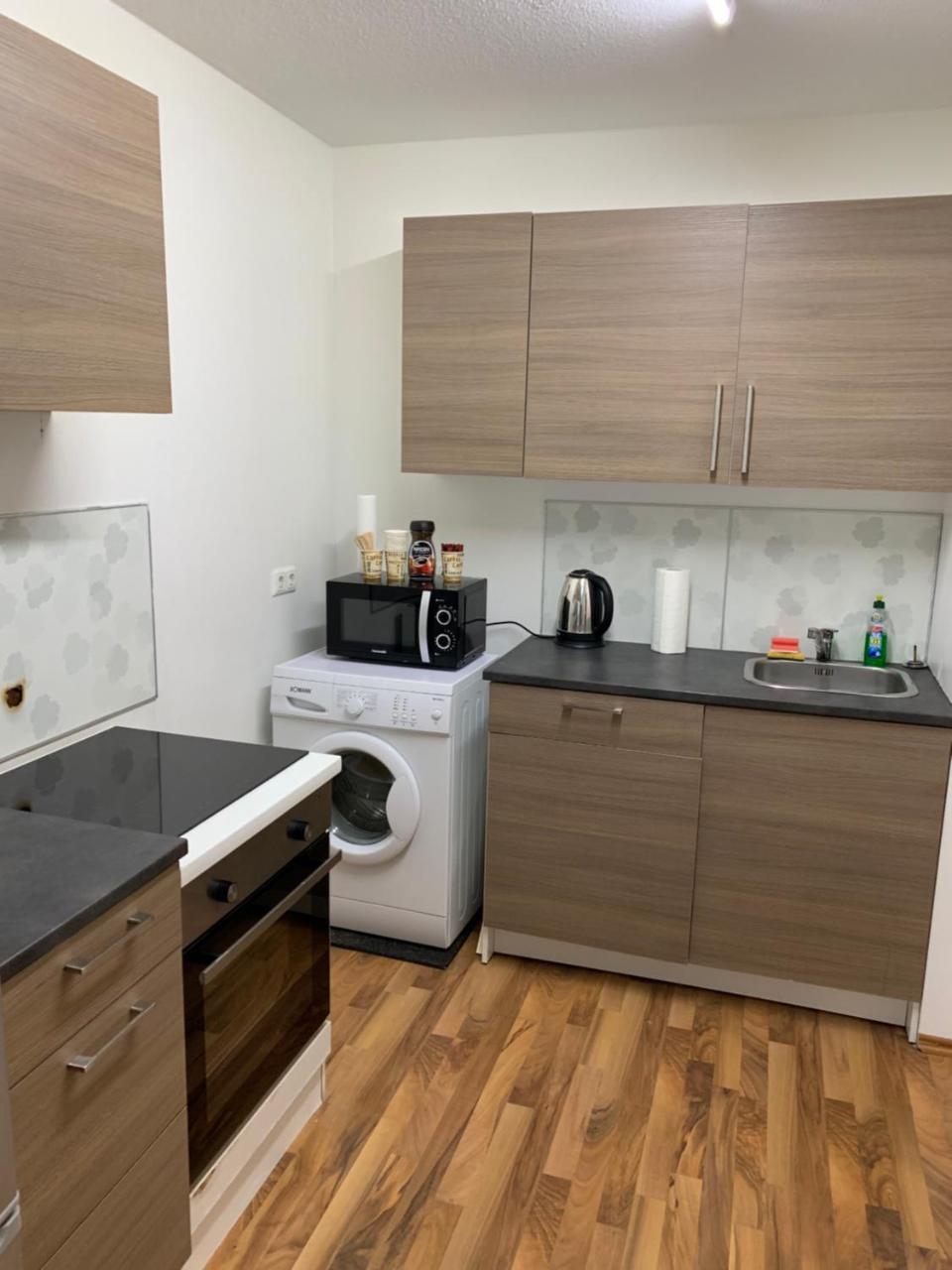 Kn Kahtan Boarding House Apartman München Kültér fotó