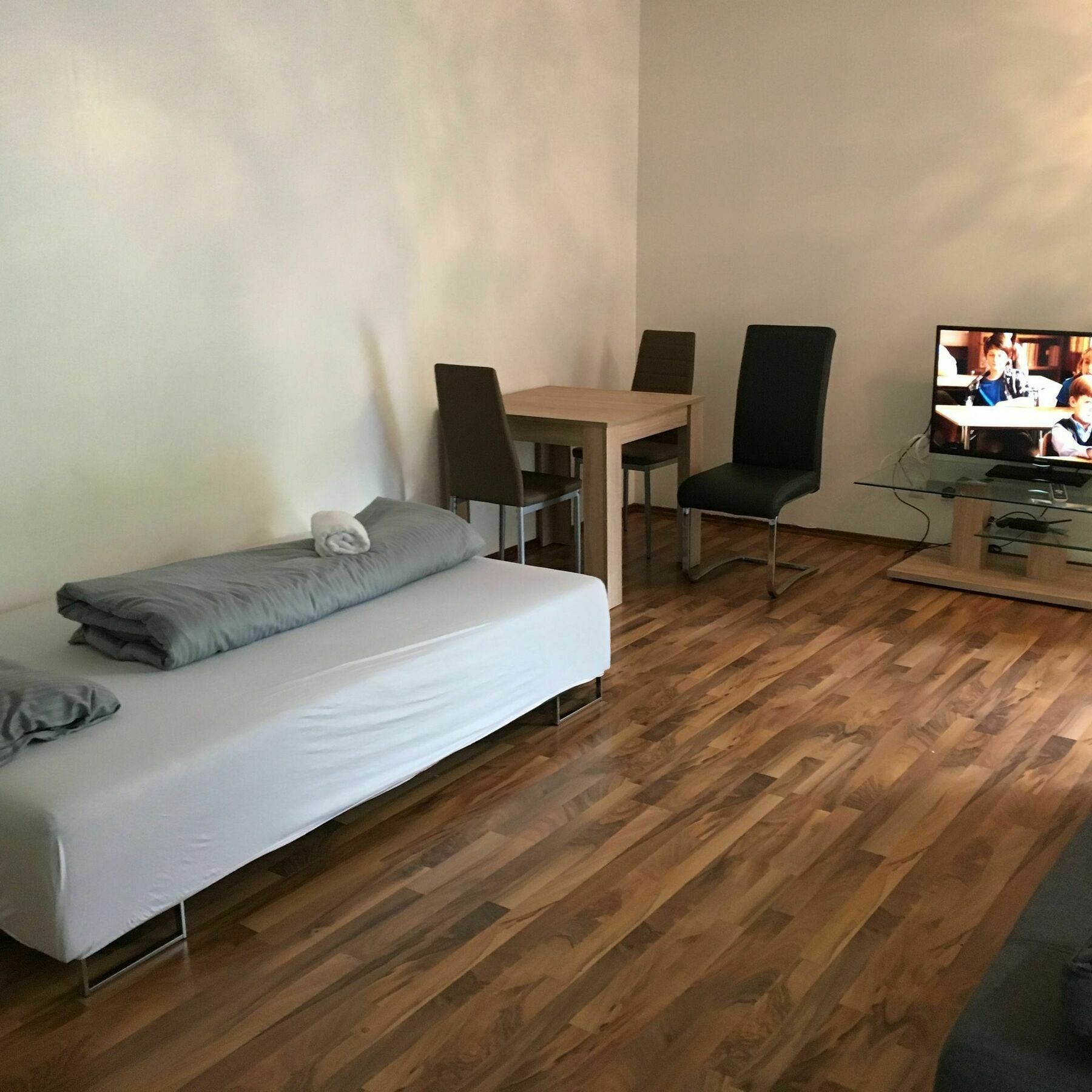 Kn Kahtan Boarding House Apartman München Kültér fotó