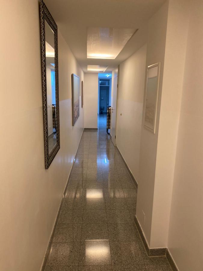 Kn Kahtan Boarding House Apartman München Kültér fotó