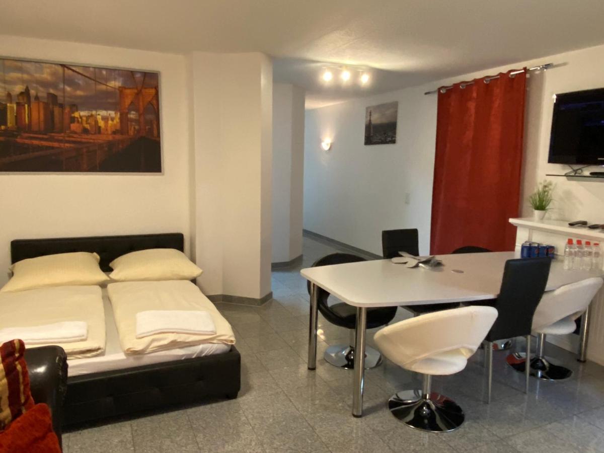 Kn Kahtan Boarding House Apartman München Kültér fotó