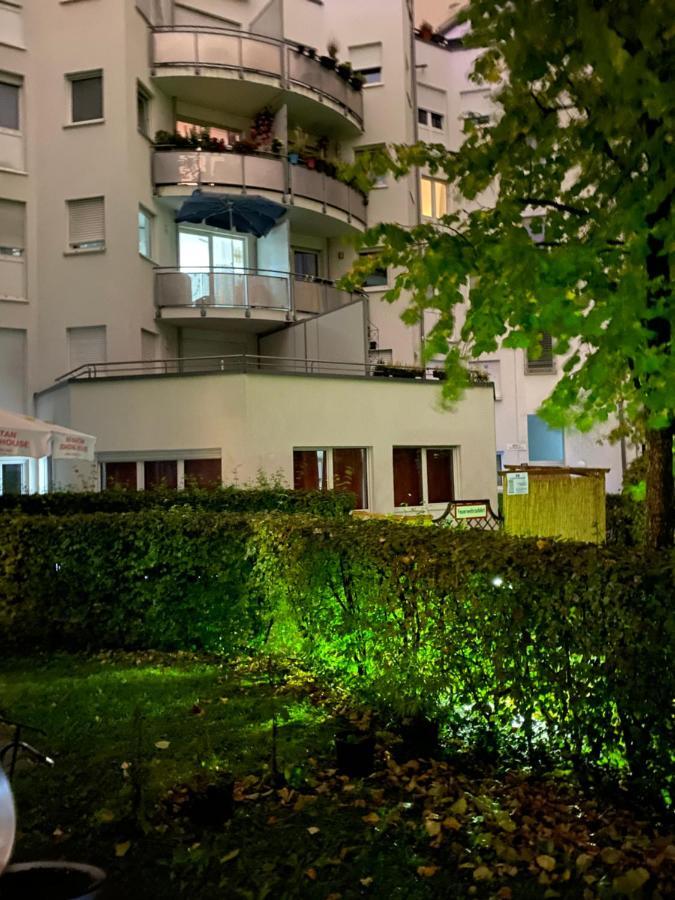 Kn Kahtan Boarding House Apartman München Kültér fotó