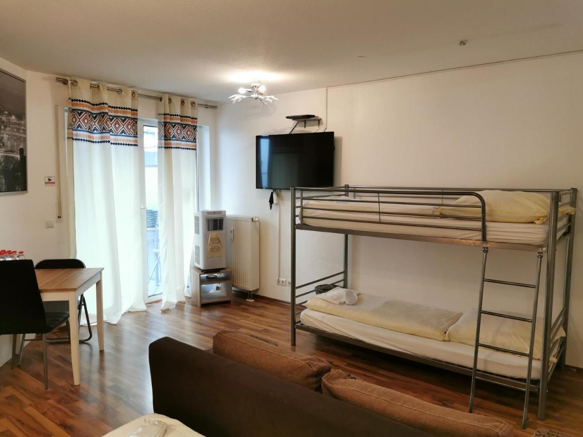 Kn Kahtan Boarding House Apartman München Kültér fotó